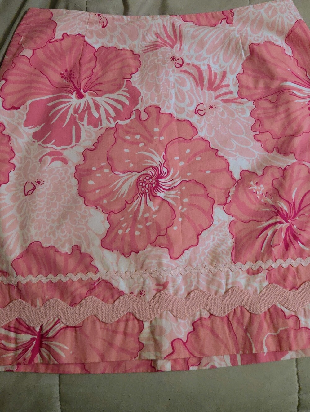 Lilly Pulitzer Pink Hibiscus Floral Mini Skirt Ric-Rac Trim, Size 10